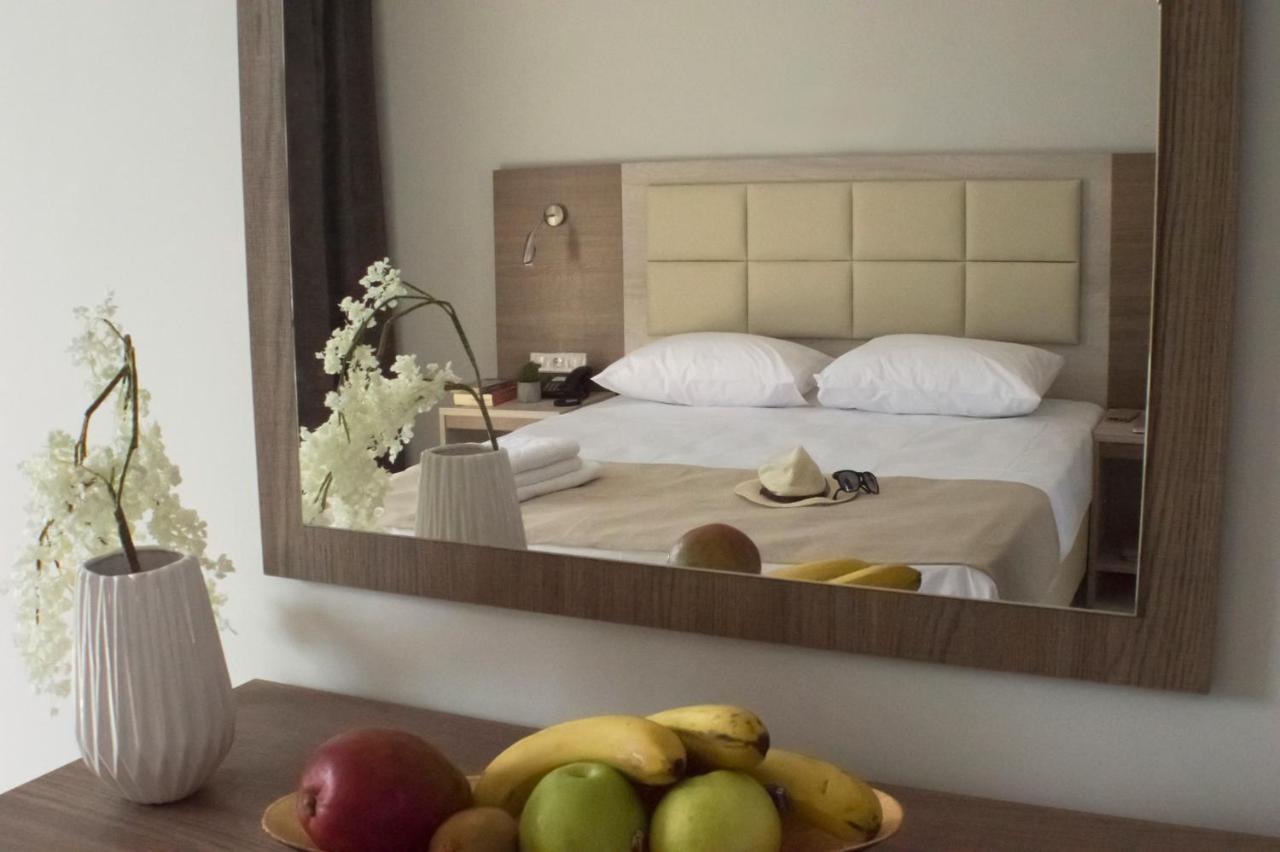 Hotel Perla Halkidiki Kallithea  Esterno foto